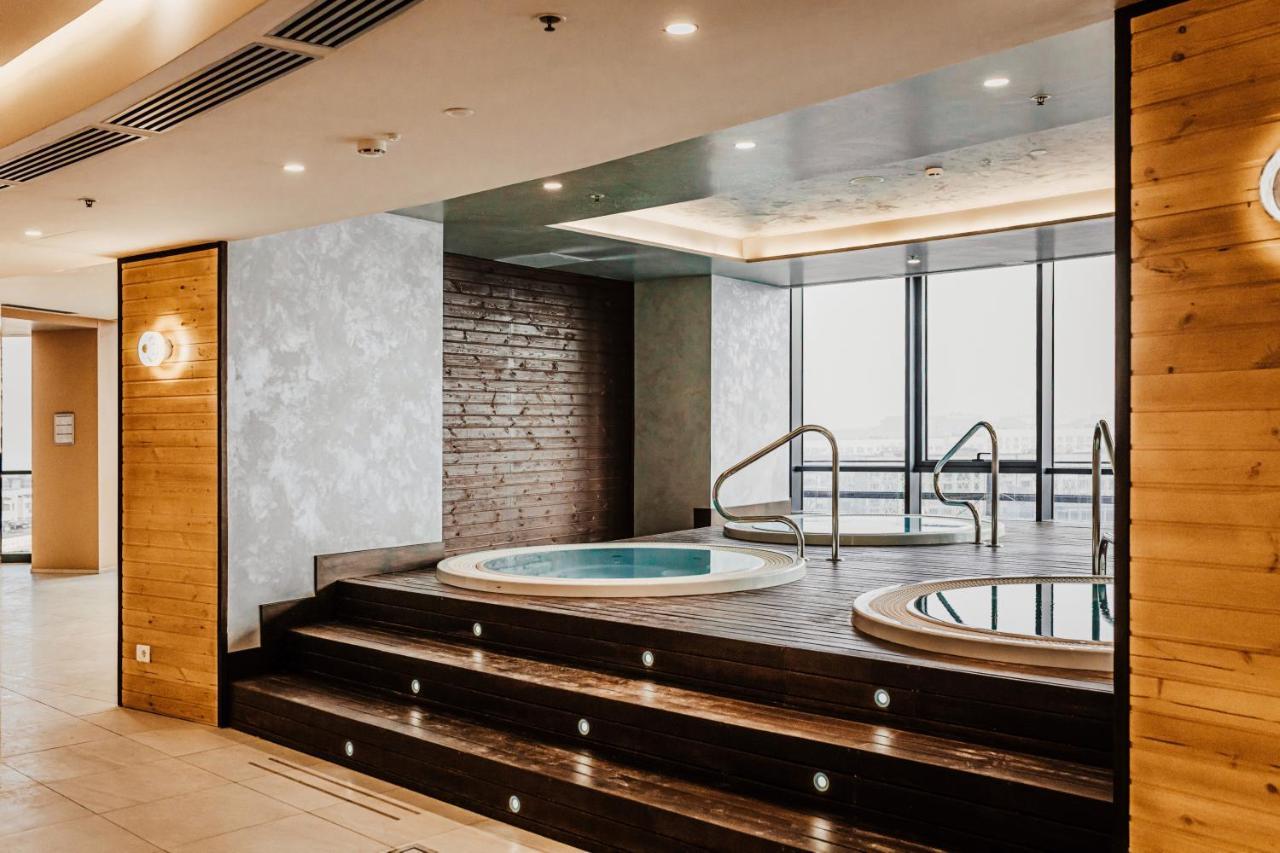 Mercure Almaty City Center 외부 사진