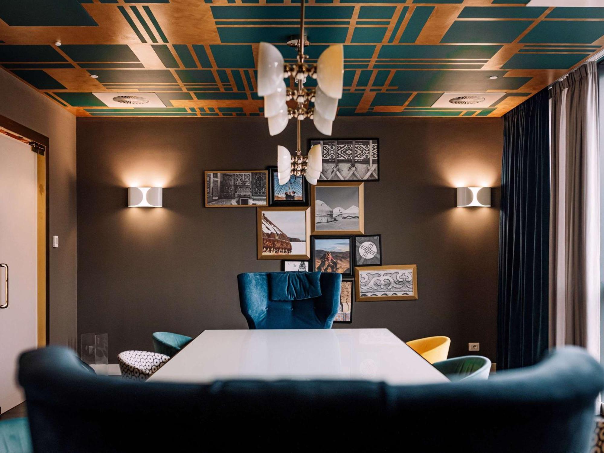Mercure Almaty City Center 외부 사진